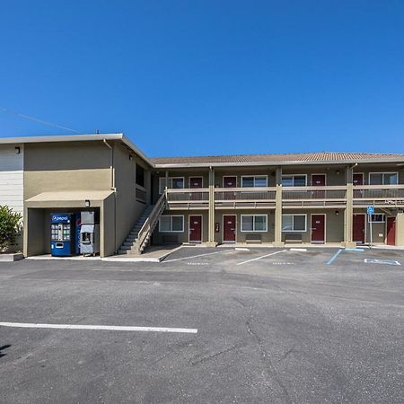 Coastal Valley Inn Castroville Exterior foto